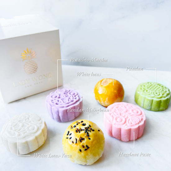Load image into Gallery viewer, Lady Wong Mooncake Gift Set
