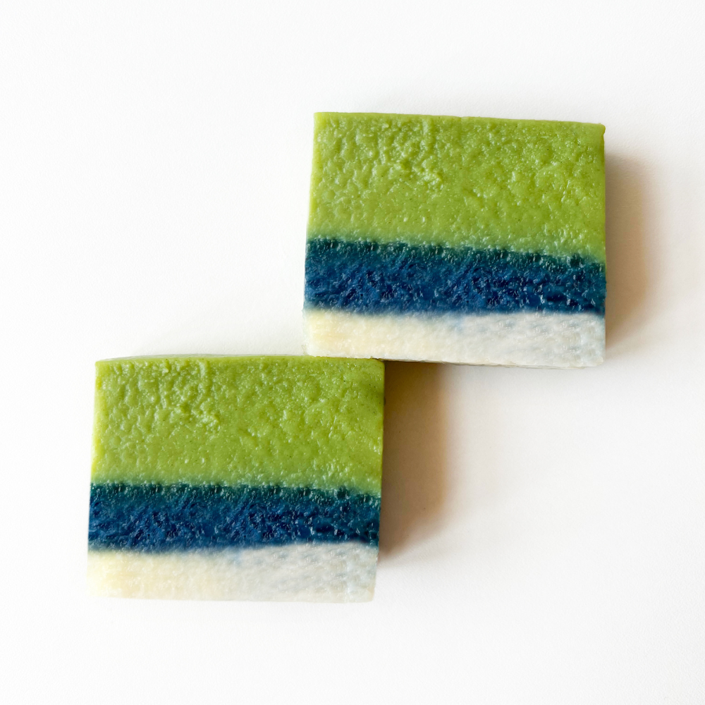 Serimuka Pandan (Steamed Pandan Custard Cake)